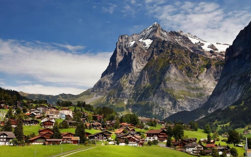 Swiss Alps Day Trip: Interlaken & Grindelwald - main image