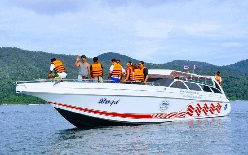 Koh Kradan to Koh Ngai Speedboat Transfer - main image