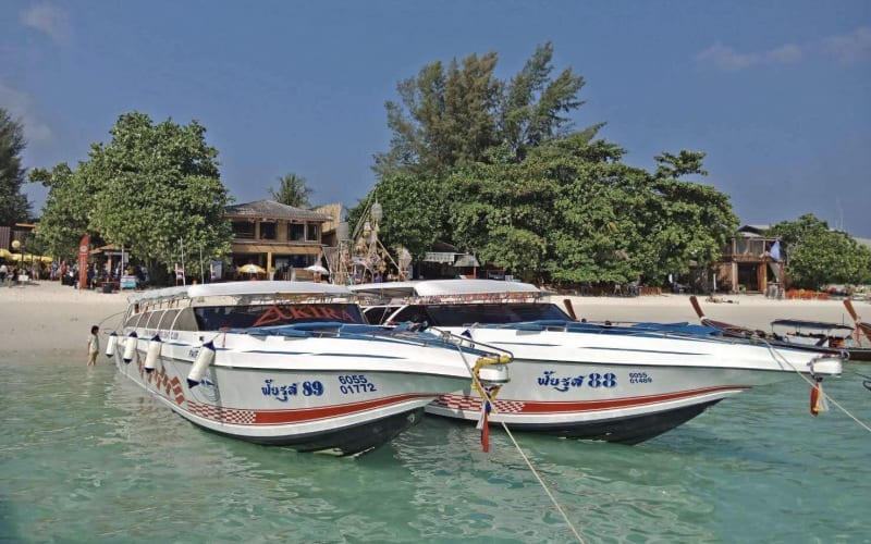 Koh Ngai to Koh Phi Phi Speedboat Transfer - main image