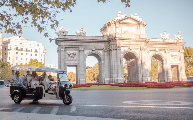 Rome Full-Day Private Tour with Colosseum and Vatican - main image