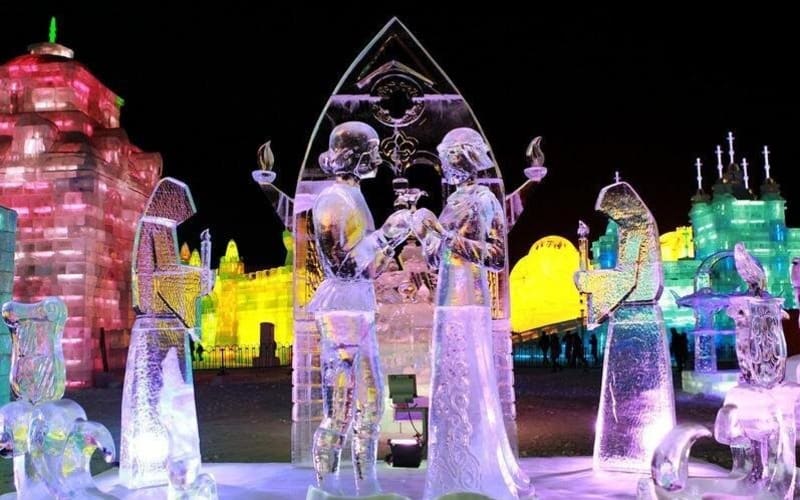 Private Tour to Guyaju Cave Dwellings and Longqing Gorge Ice Lanterns Festival - main image