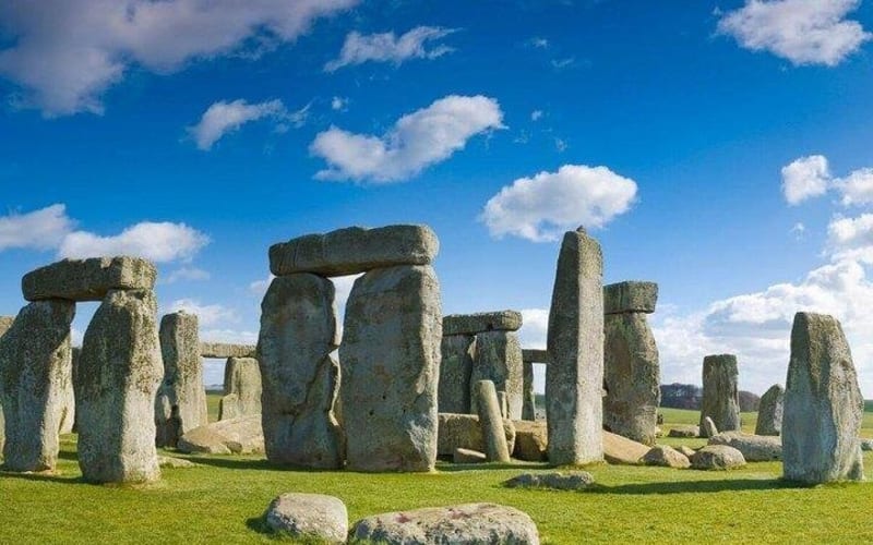 Winchester, Stonehenge & Salisbury Private Tour - main image
