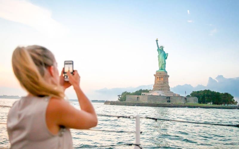 Statue of Liberty & Manhattan Skyline Cruise - main image