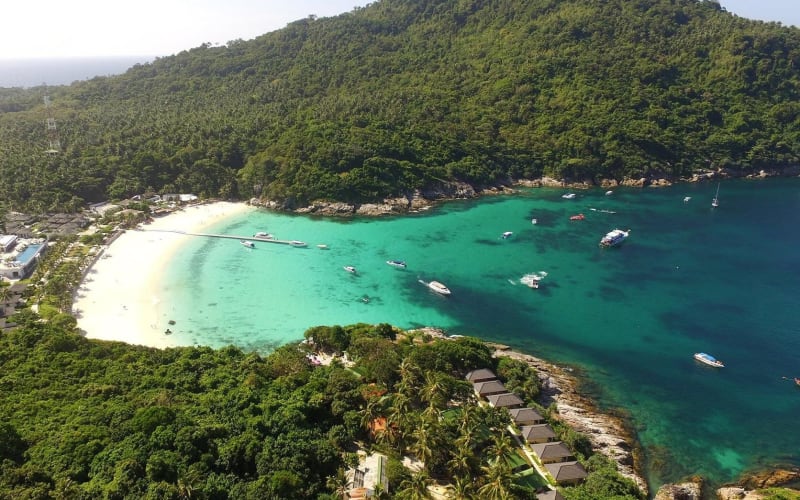 Banana Beach Day Trip – Your Everyday Escape - main image