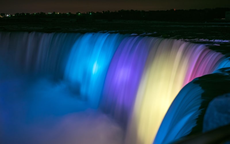 Niagara Falls Evening Tour with Boat, Journey, Dinner & Fireworks - main image