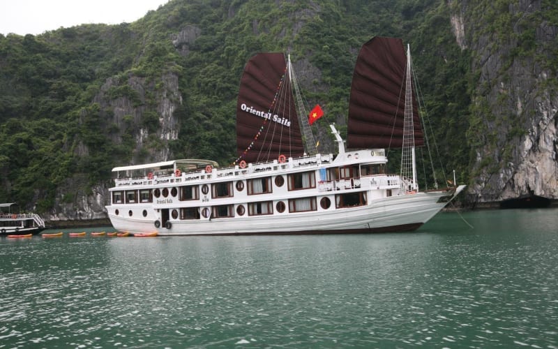 2-Day Halong Bay Cruise Adventure - main image