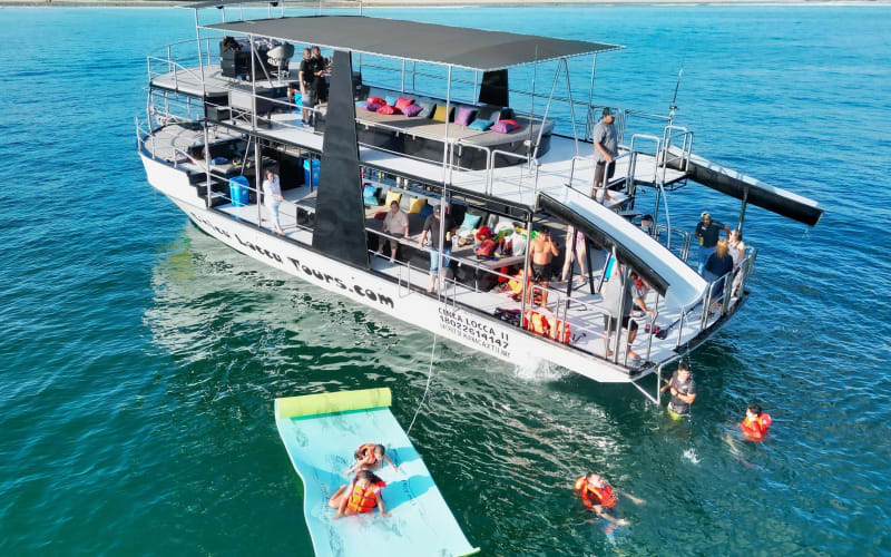 ChicaFUN 2 Waterslides All-Inclusive Yacht Charter - main image