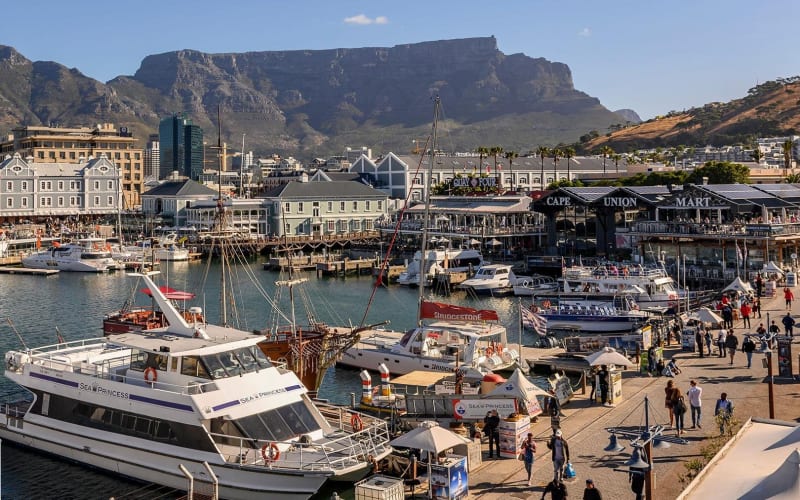 10-Day Kruger, Victoria Falls & Cape Town Tour - main image