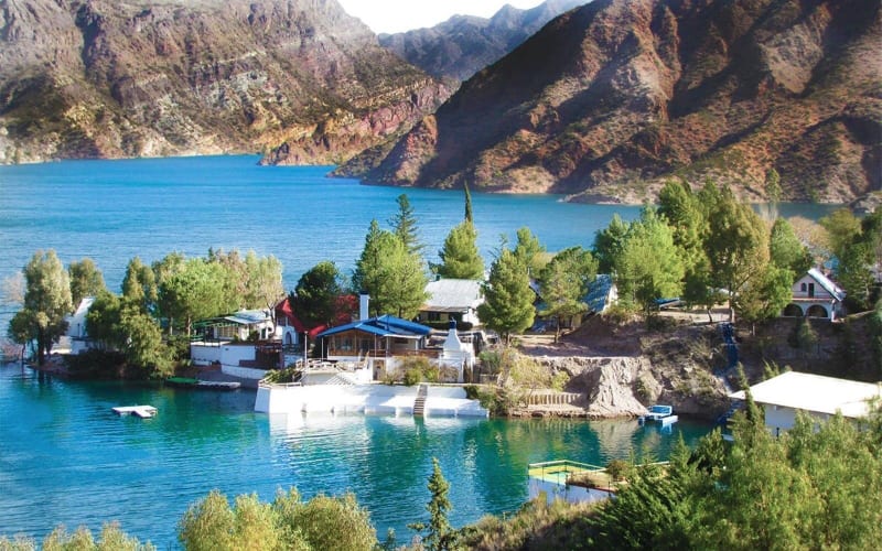 Afternoon at Los Reyunos Dam: A Paradise in San Rafael, Mendoza - main image