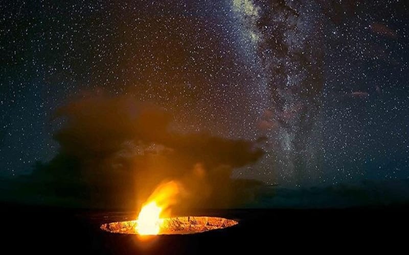 Hawaii Volcanoes National Park Experience from Kauai - main image