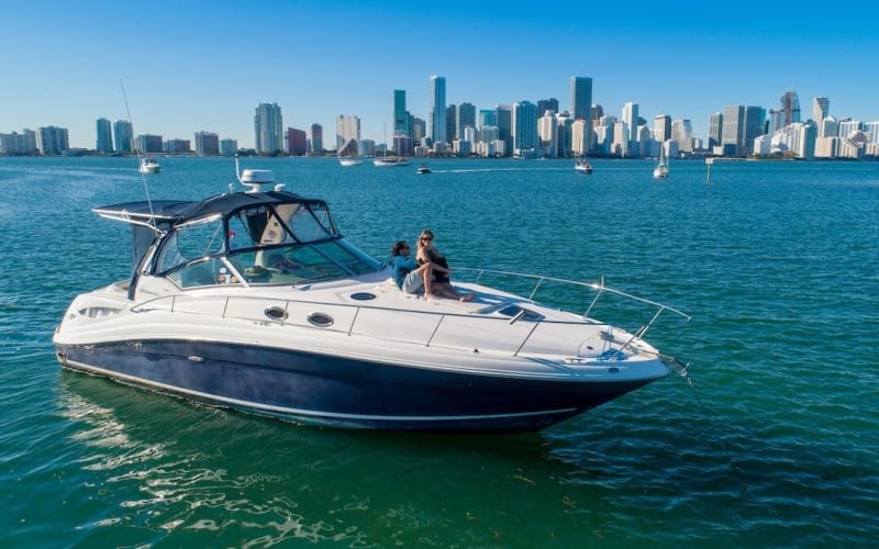 Miami Private Yacht Rental for 12 - main image