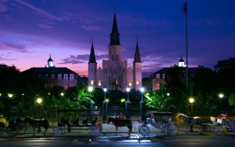New Orleans Haunted Ghost Tour - main image
