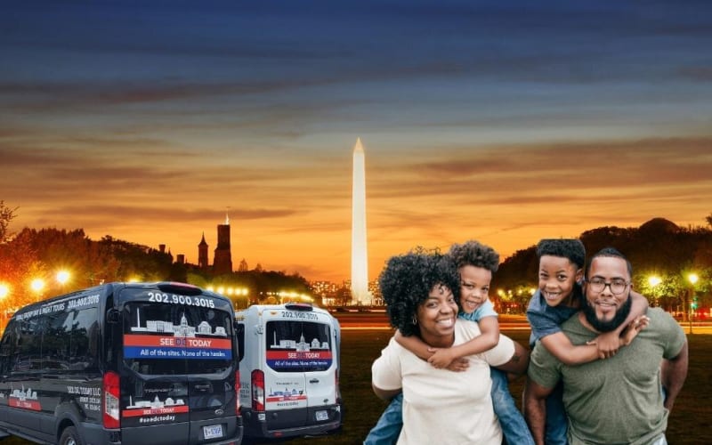 Private DC Monuments by Moonlight Tour - main image