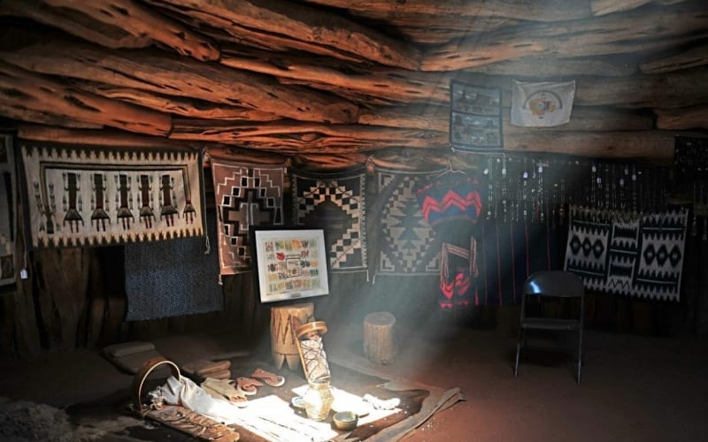Monument Valley Cultural 4×4 Tour - main image