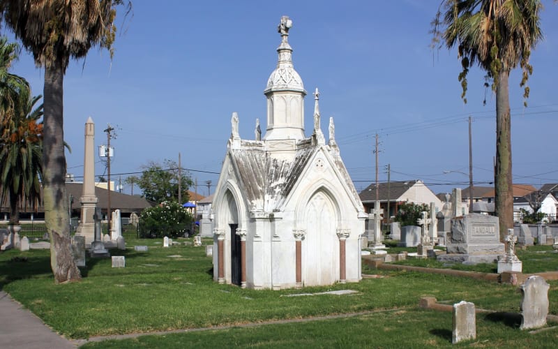 Galveston Cemetery Ghost Tour - main image
