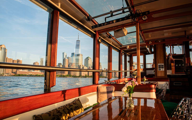 New York City Sunset Cruise on a Yacht  - main image