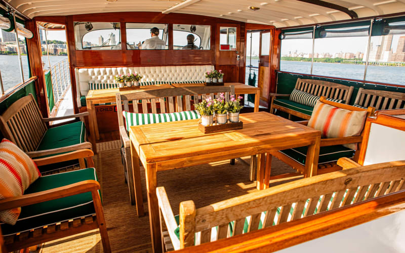 Fall Foliage Cruise on Yacht Full Moon - main image