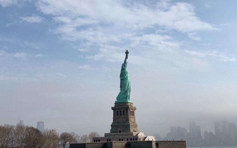 Family Friendly Statue of Liberty and Ellis Island Private Tour - main image