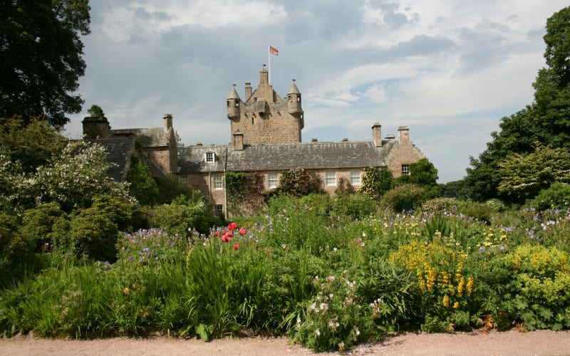 Invergordon Shore Excursion Loch Ness, Distillery and Castles - main image
