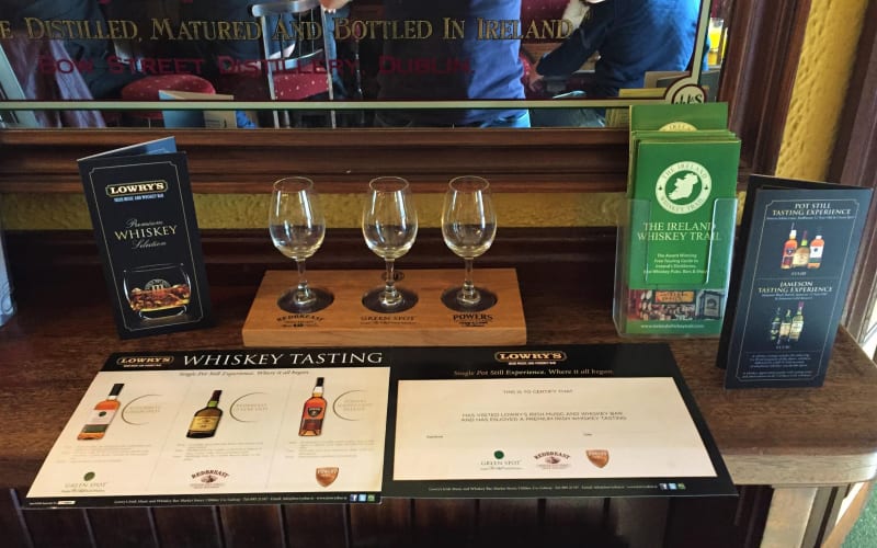 Private Irish whiskey tasting in local country pub. Galway. Guided. 30 minutes. - main image