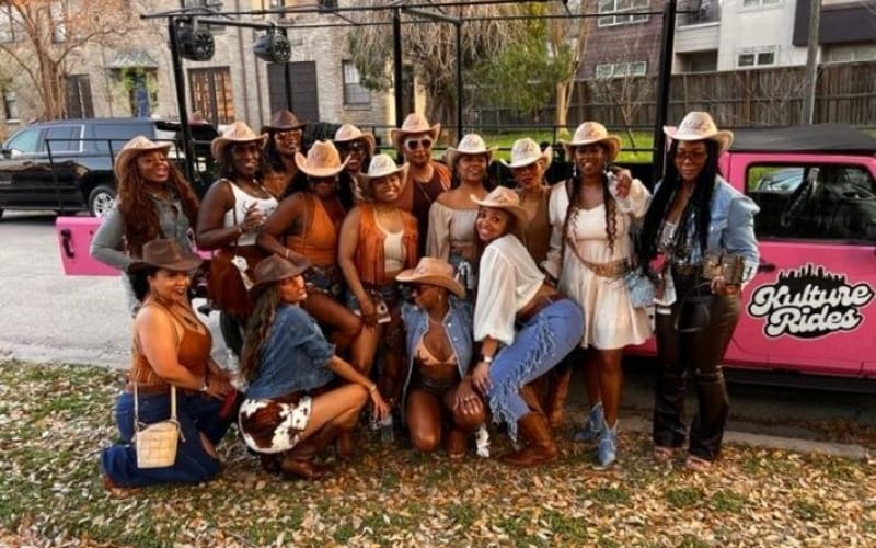 Pink Party Jeep Tour in 3rd Ward HTX - main image