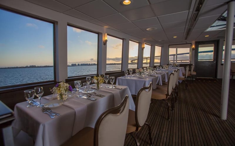 San Diego Signature Dinner Cruise - main image
