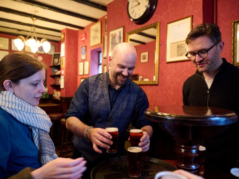 Private London Pubs Tour with Local Guide - main image