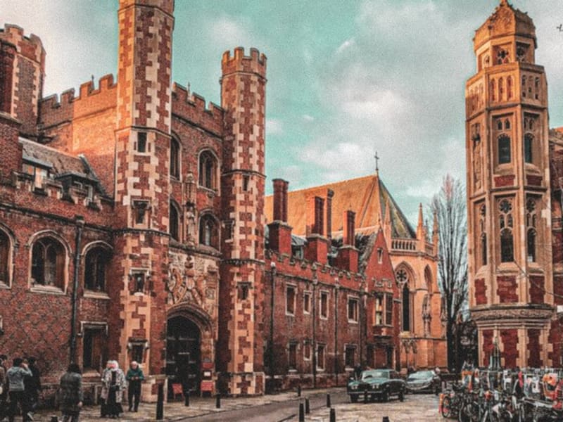 Cambridge Student Life: Self-Guided Audio Walking Tour - main image