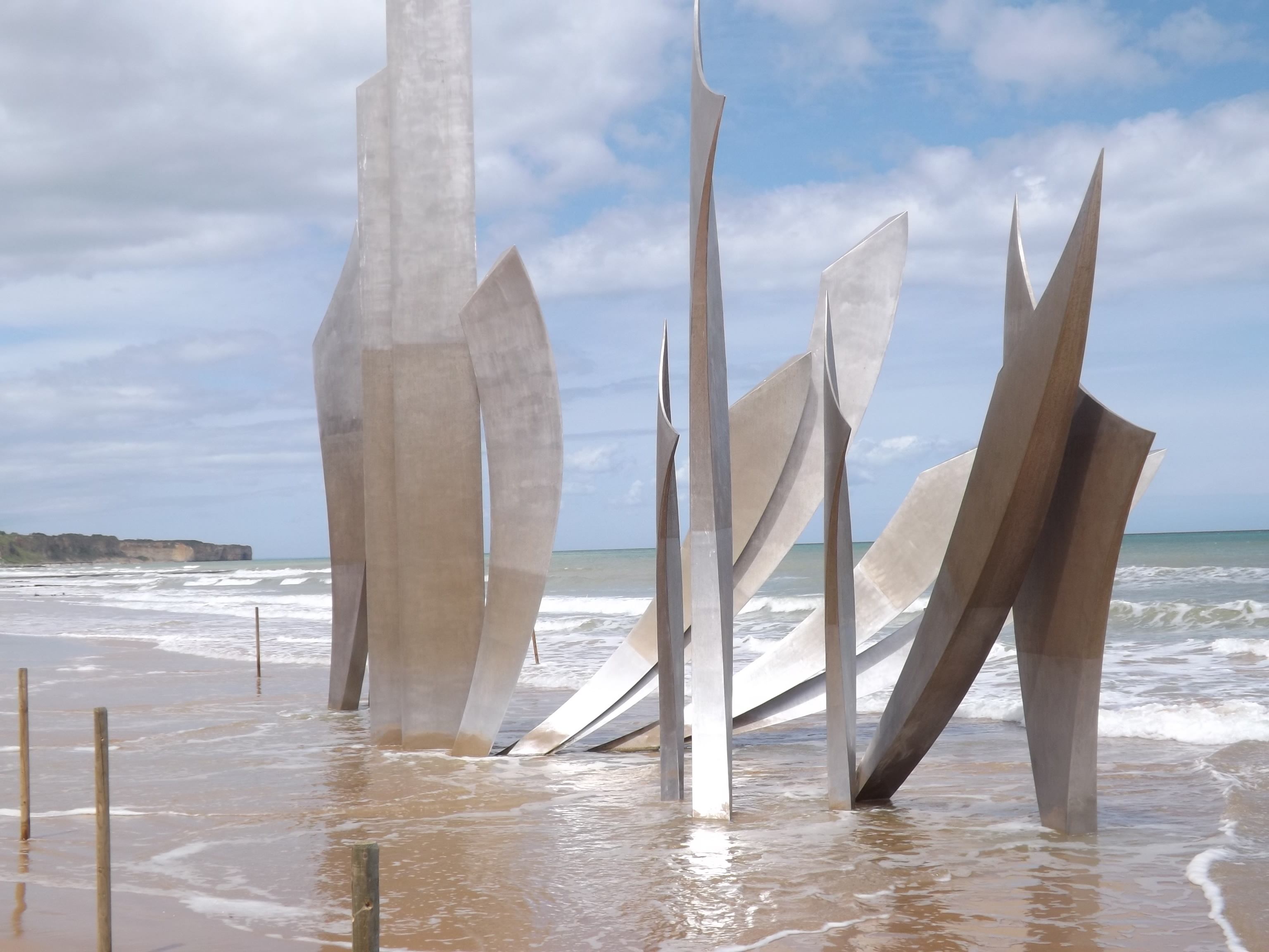 Reach Omaha Beach
