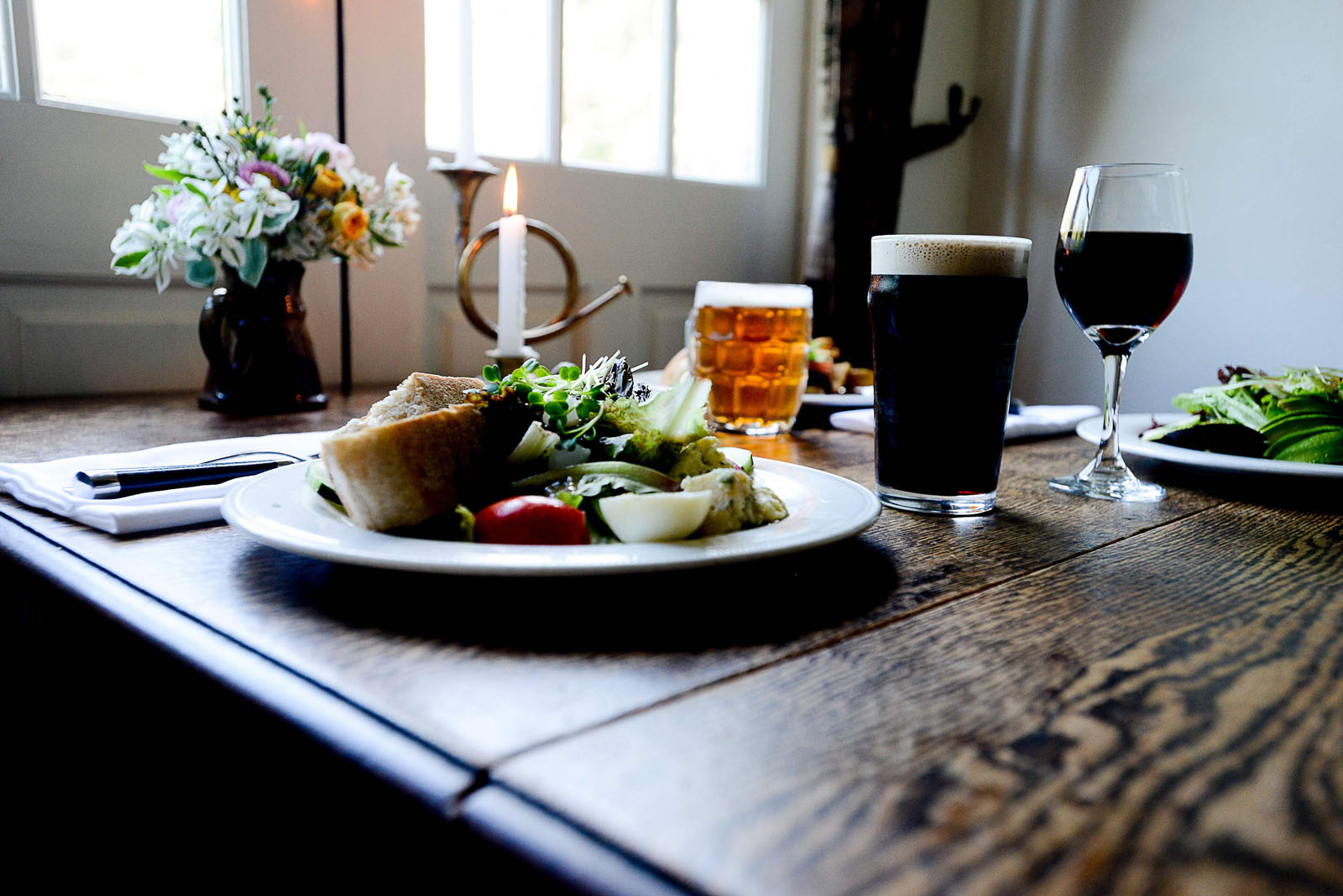 The Pelican Inn Dining