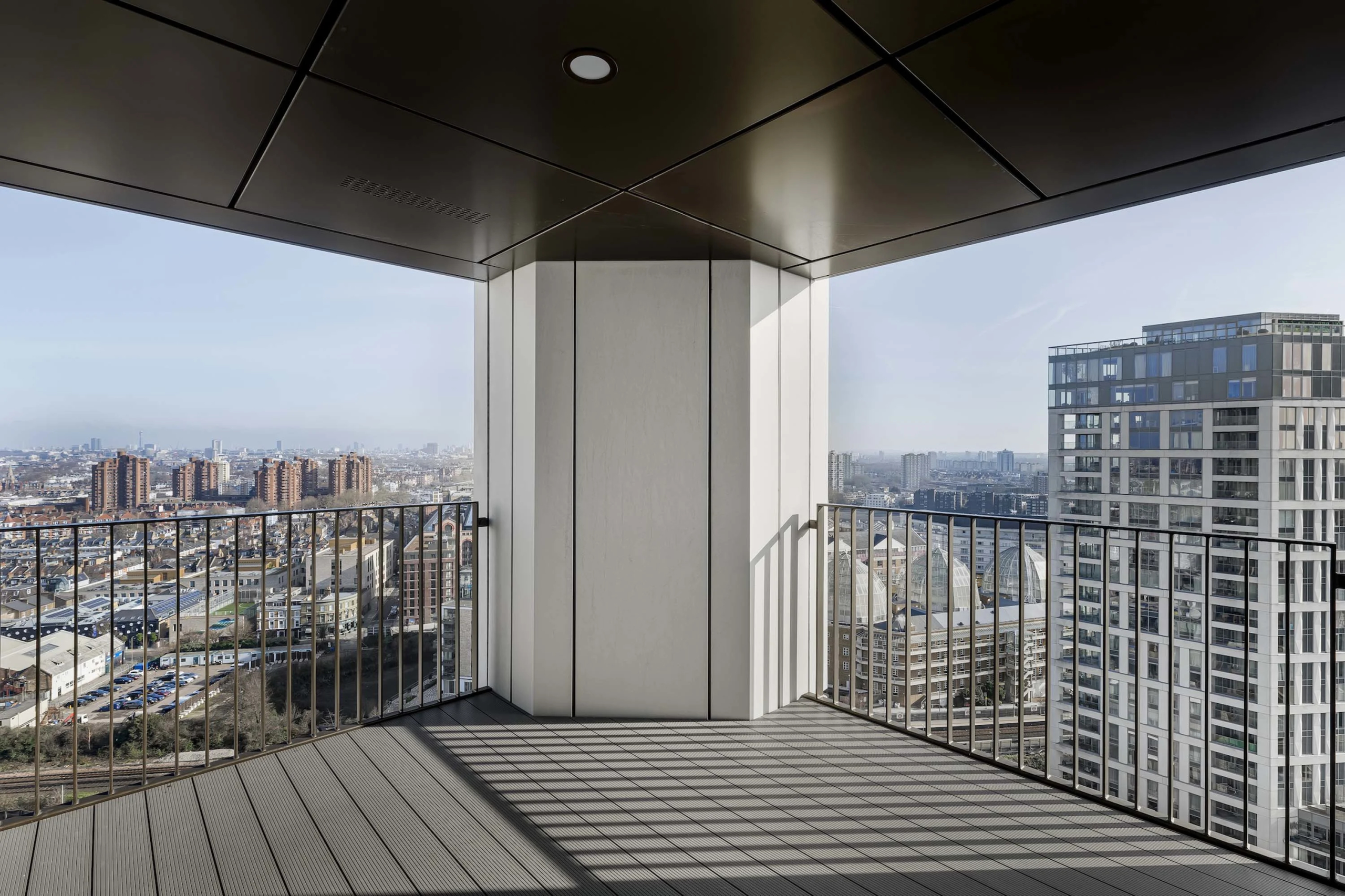 Kings Tower, Chelsea Creek, Chelsea, London, SW6 2FS, United Kingdom | Luxury Real Estate | Concierge Auctions