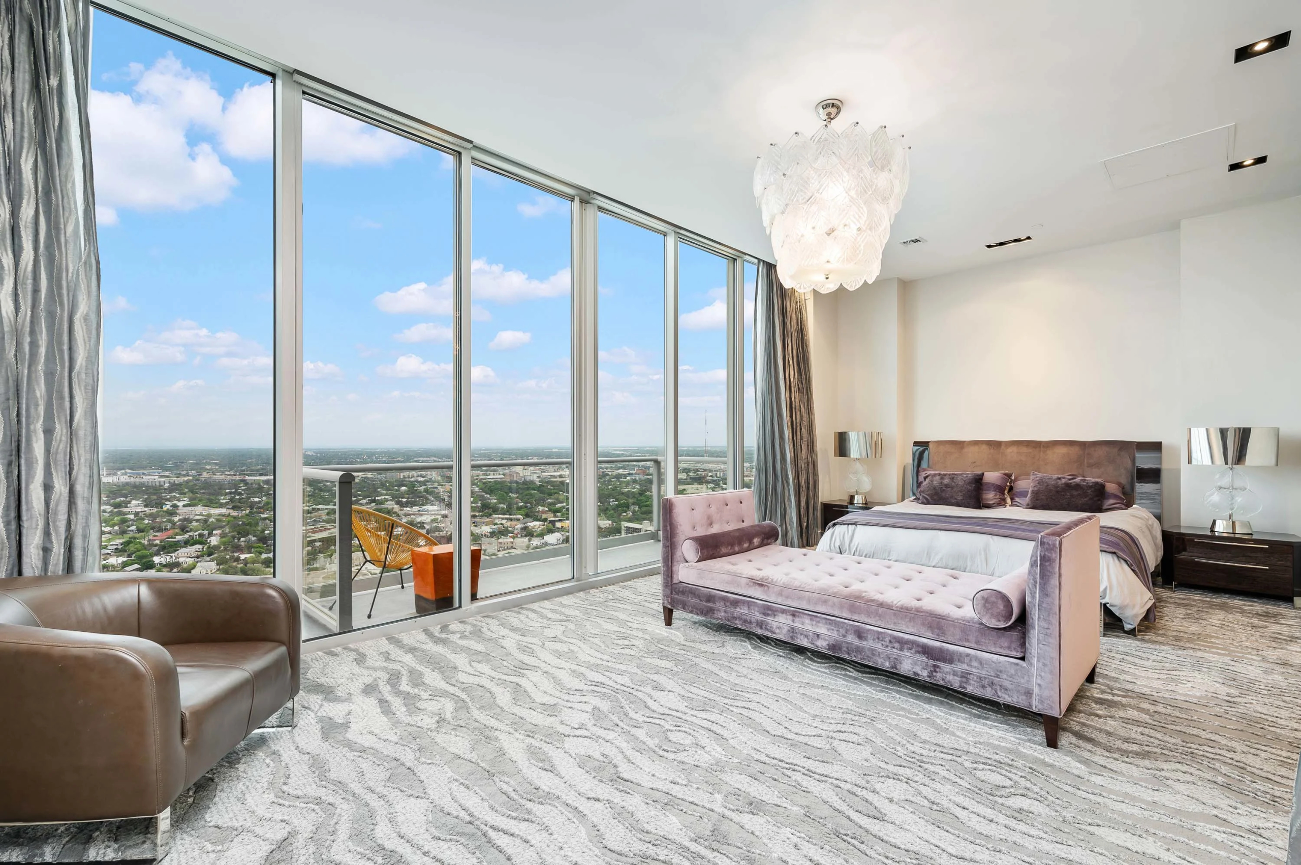   610 East Market Street, Unit 3305, San Antonio, Texas | Luxury Real Estate | Concierge Auctions