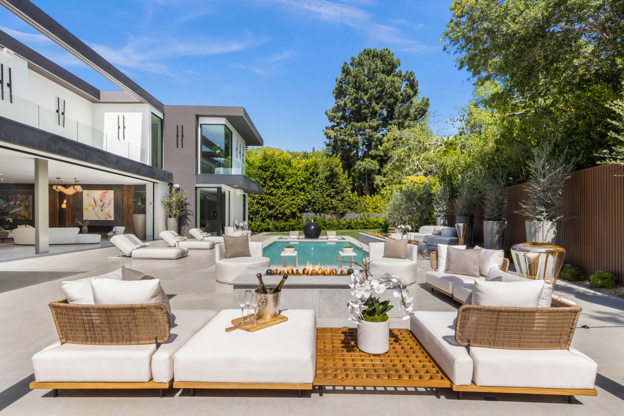 Ravello, 120 North Glenroy Avenue, Bel Air,  Los Angeles, California, Luxury Real Estate, Concierge Auctions