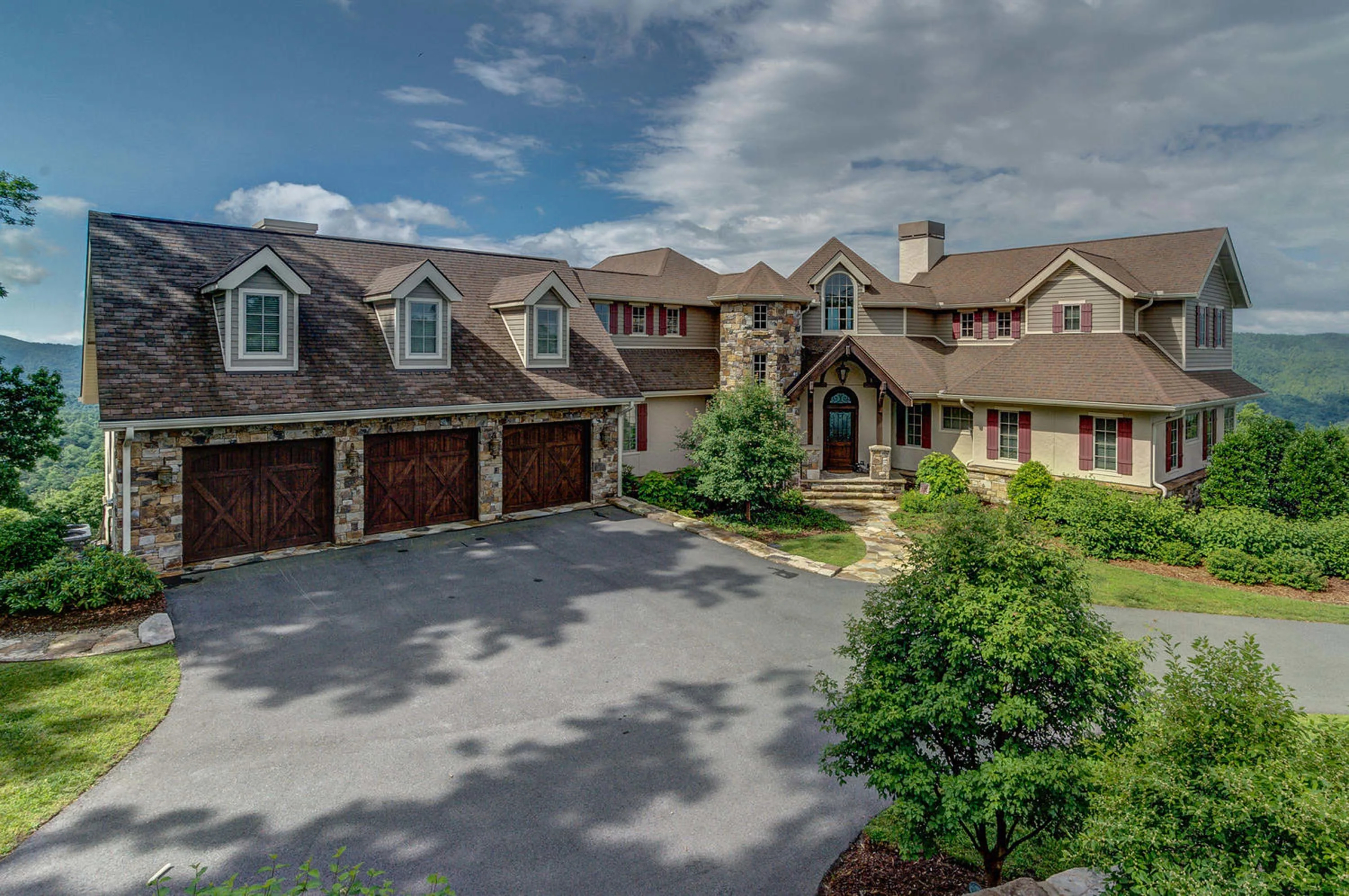 125 Stone Brook Trail | Near Asheville, NC | Luxury Real Estate