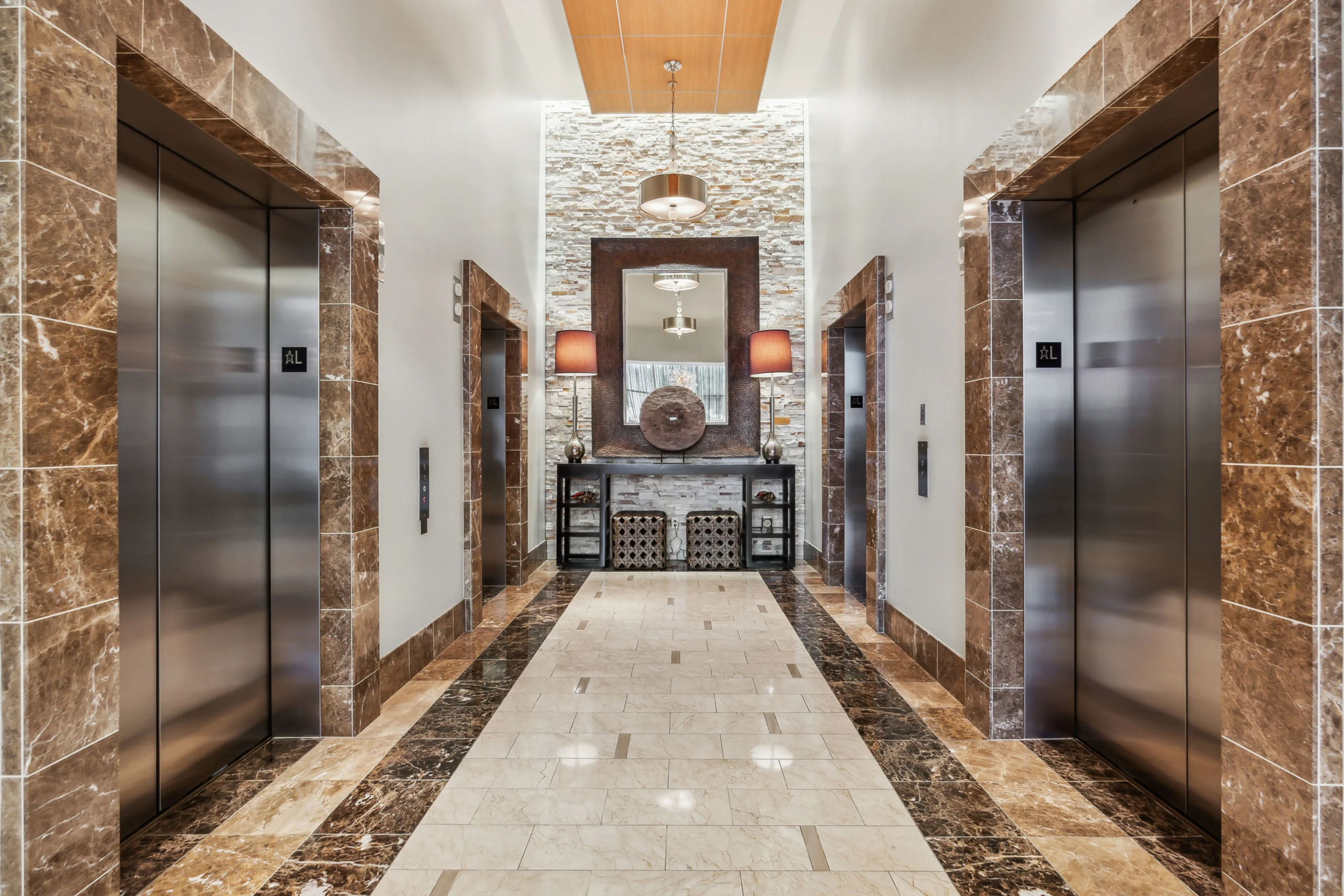 1301 Throckmorton Street #2703 | Fort Worth, TX | Luxury Real Estate | Concierge Auctions