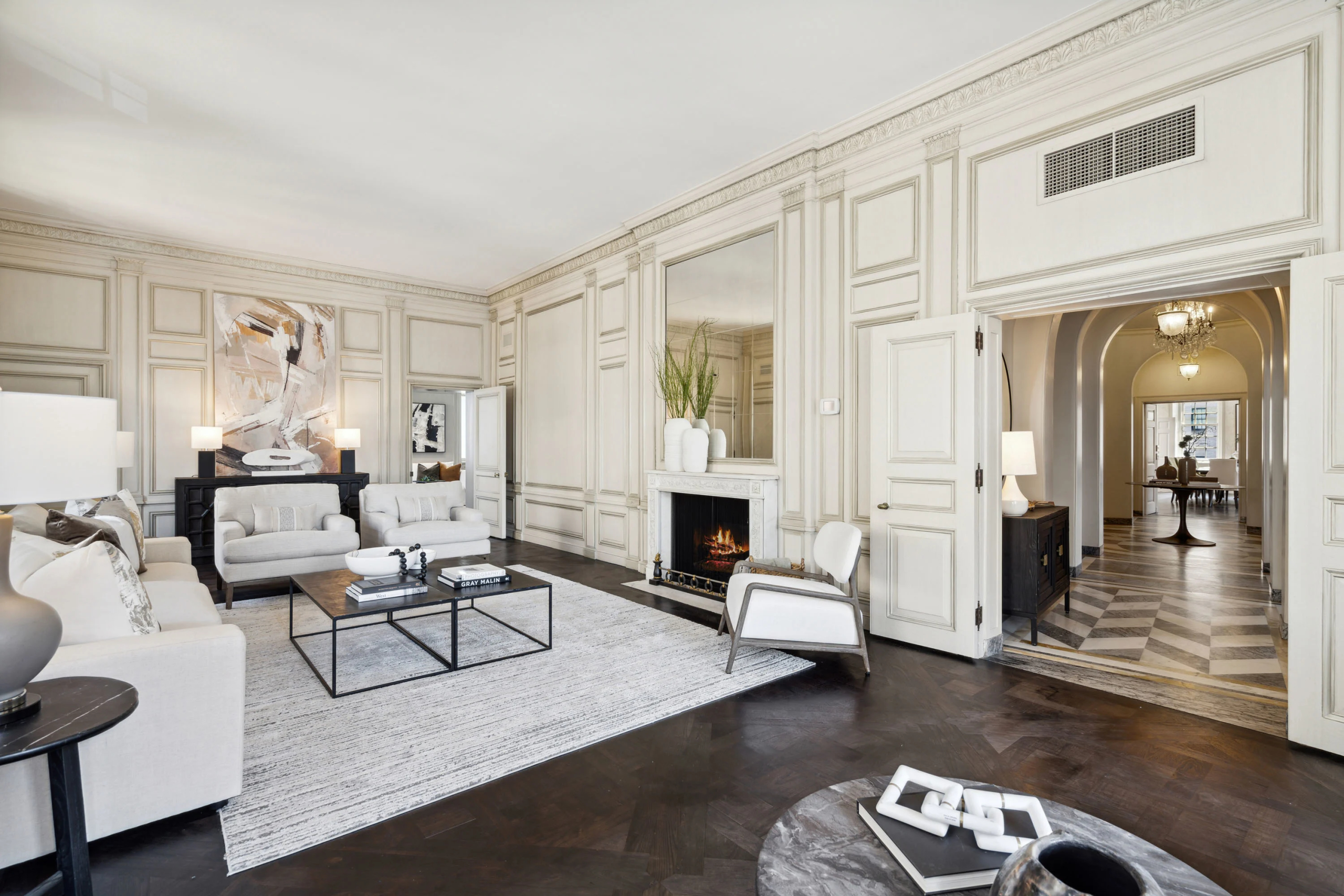 1325 North Astor Street #13 | Chicago, IL | Luxury Real Estate | Concierge Auctions