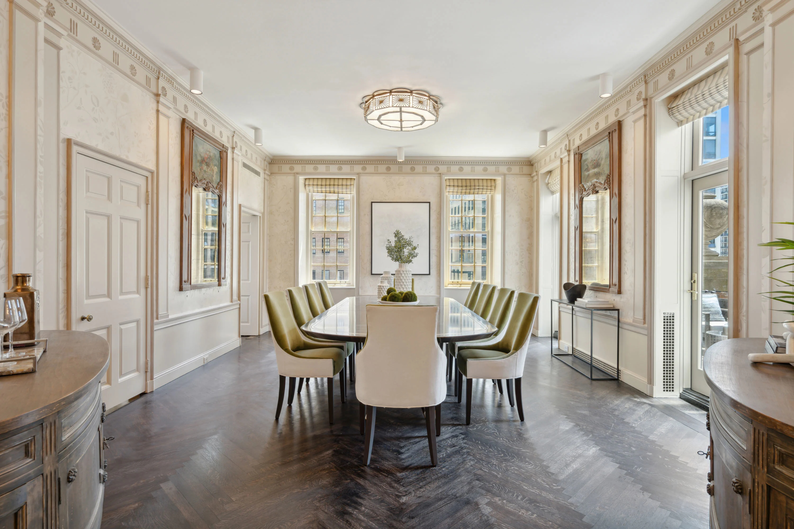 1325 North Astor Street #13 | Chicago, IL | Luxury Real Estate | Concierge Auctions