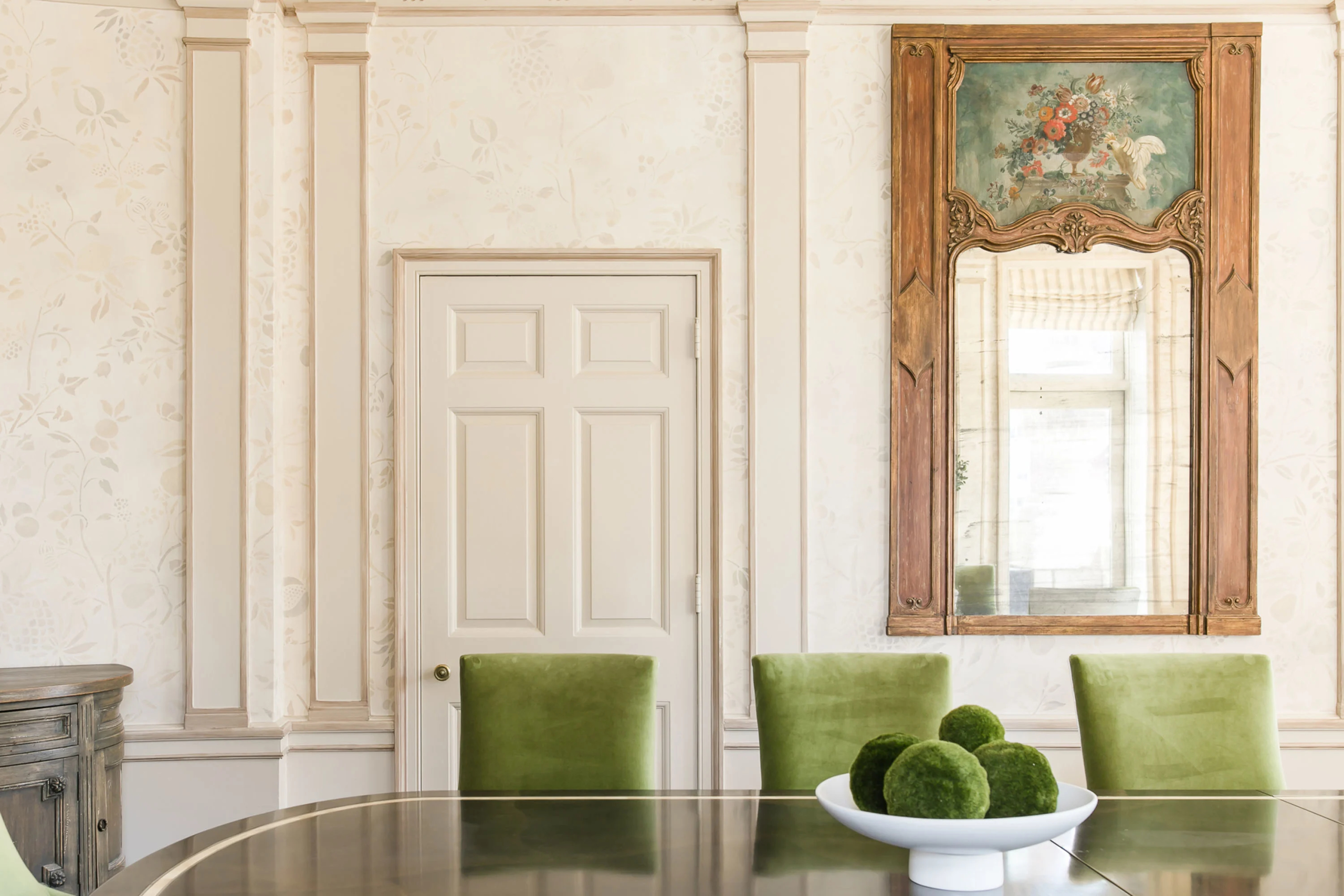 1325 North Astor Street #13 | Chicago, IL | Luxury Real Estate | Concierge Auctions