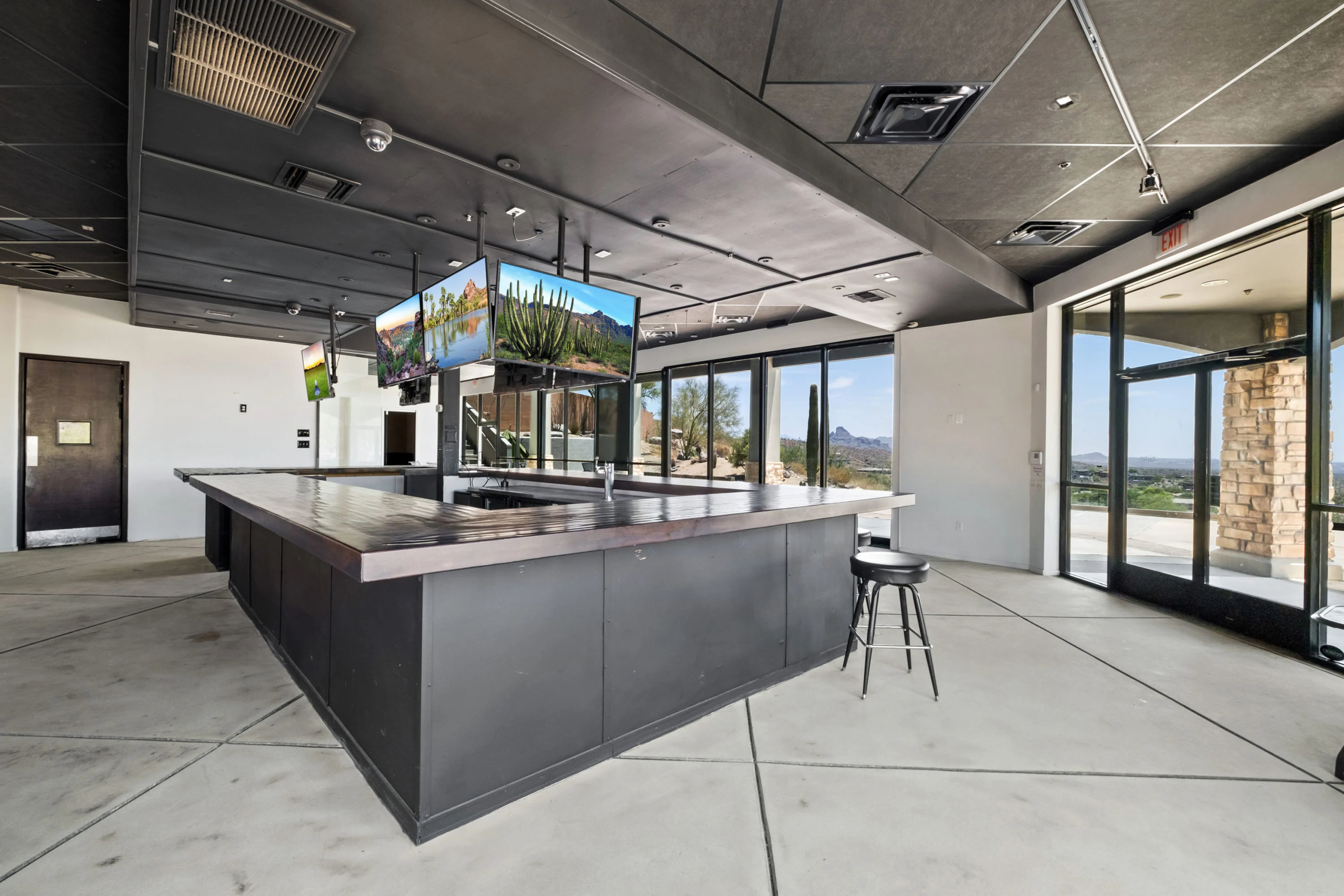 14815 E Shea Boulevard Unit 4, Fountain Hills, AZ | Luxury Real Estate | Concierge Auctions