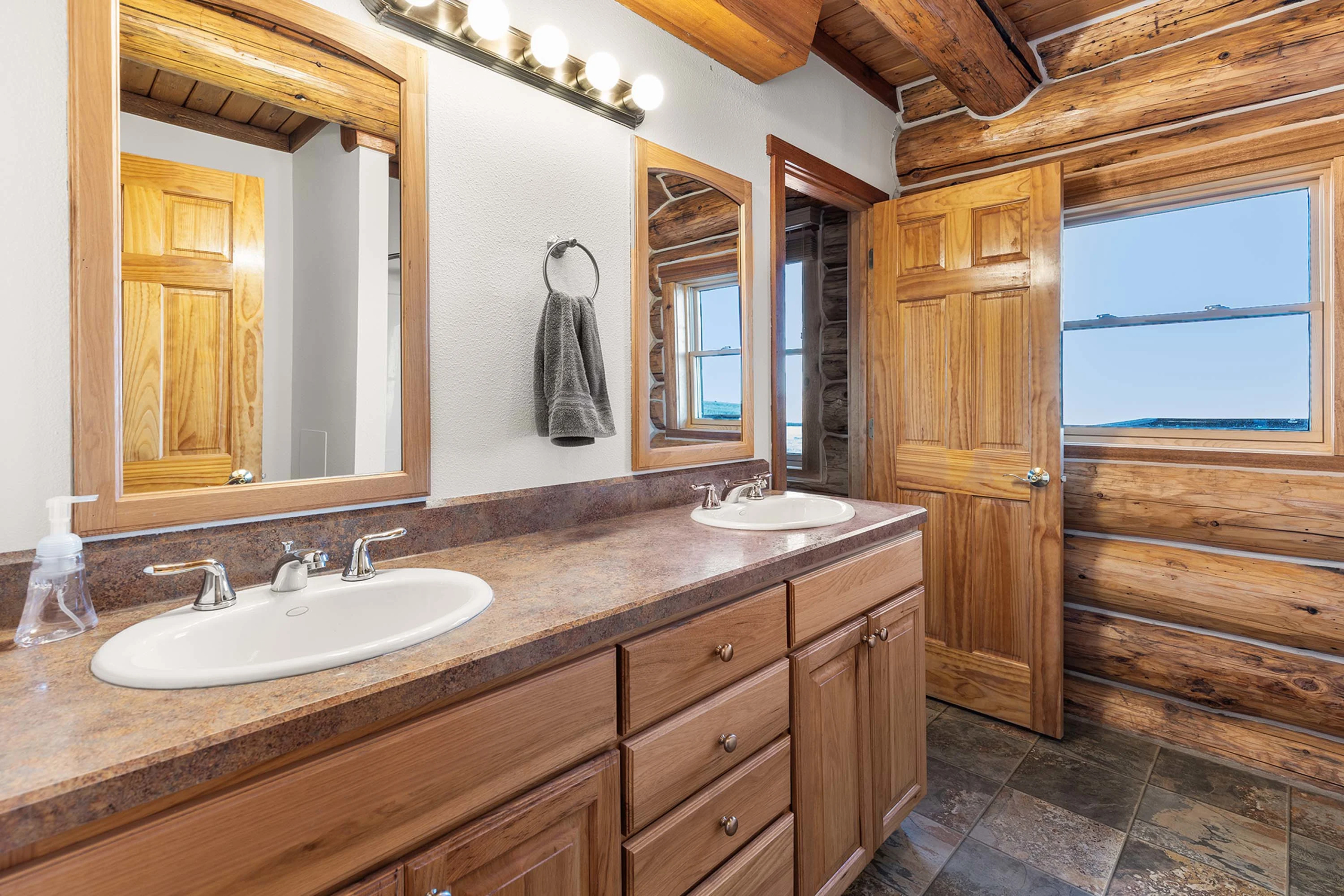 47 Horny Toad Trail South, Belfry, Billings Area, Montana | Luxury Real Estate | Concierge Auctions
