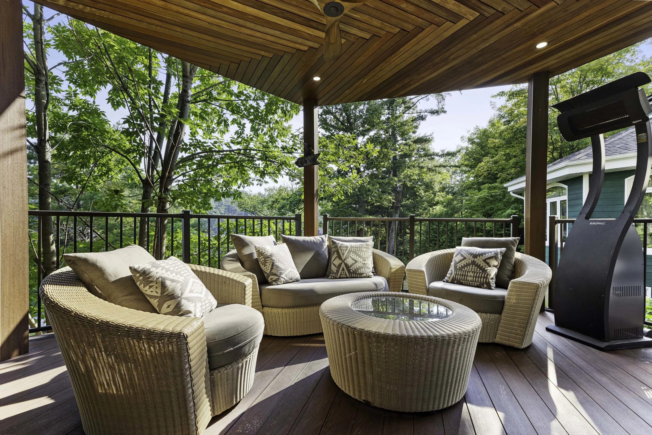 1080 Whitehead Road, Lake Muskoka, Gravenhurst, Ontario, Canada | Luxury Real Estate | Concierge Auctions