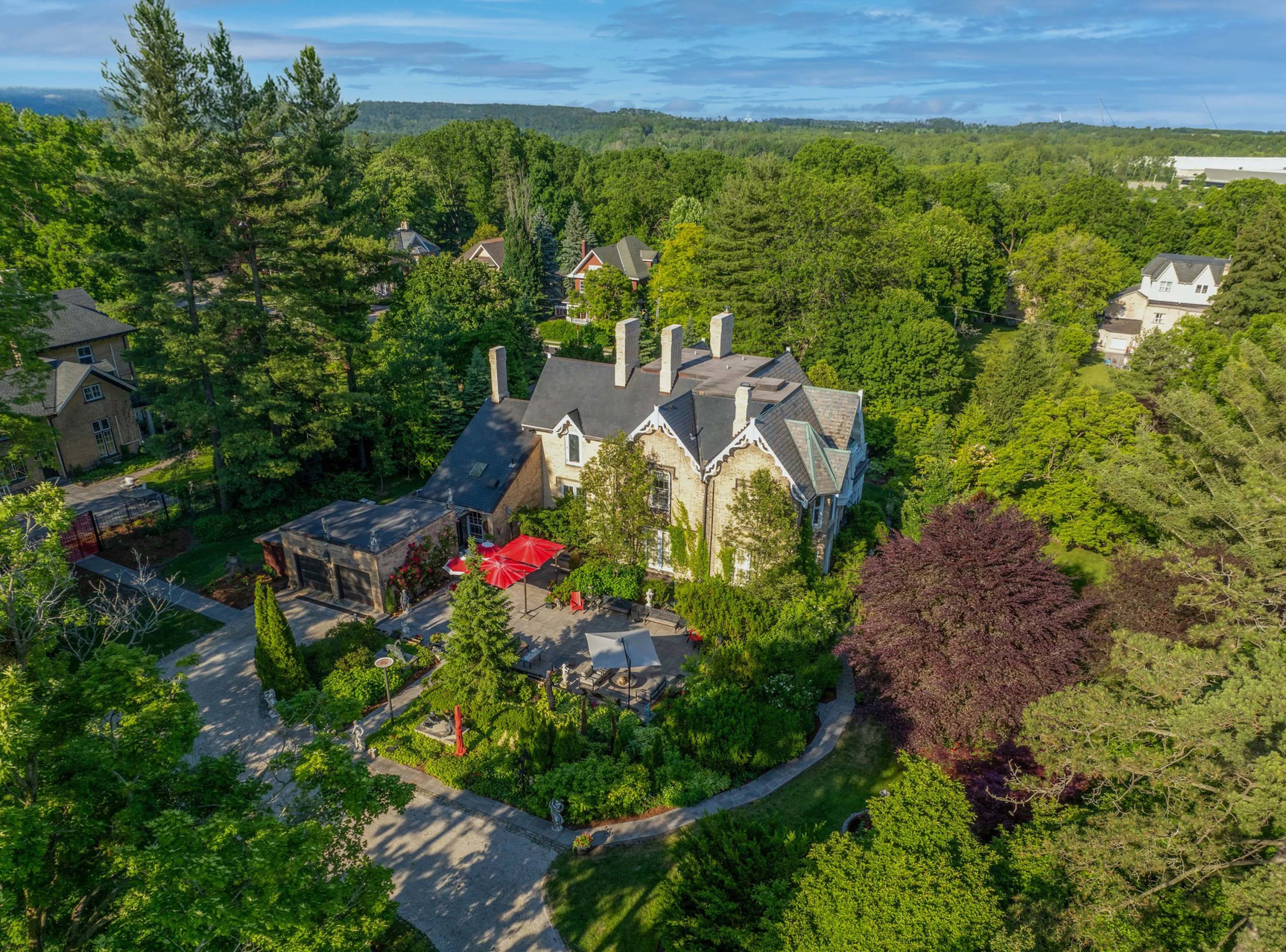 Whitlaw House | 1 Banfield Street, Paris, Ontario, Canada | Luxury Real Estate | Concierge Auctions