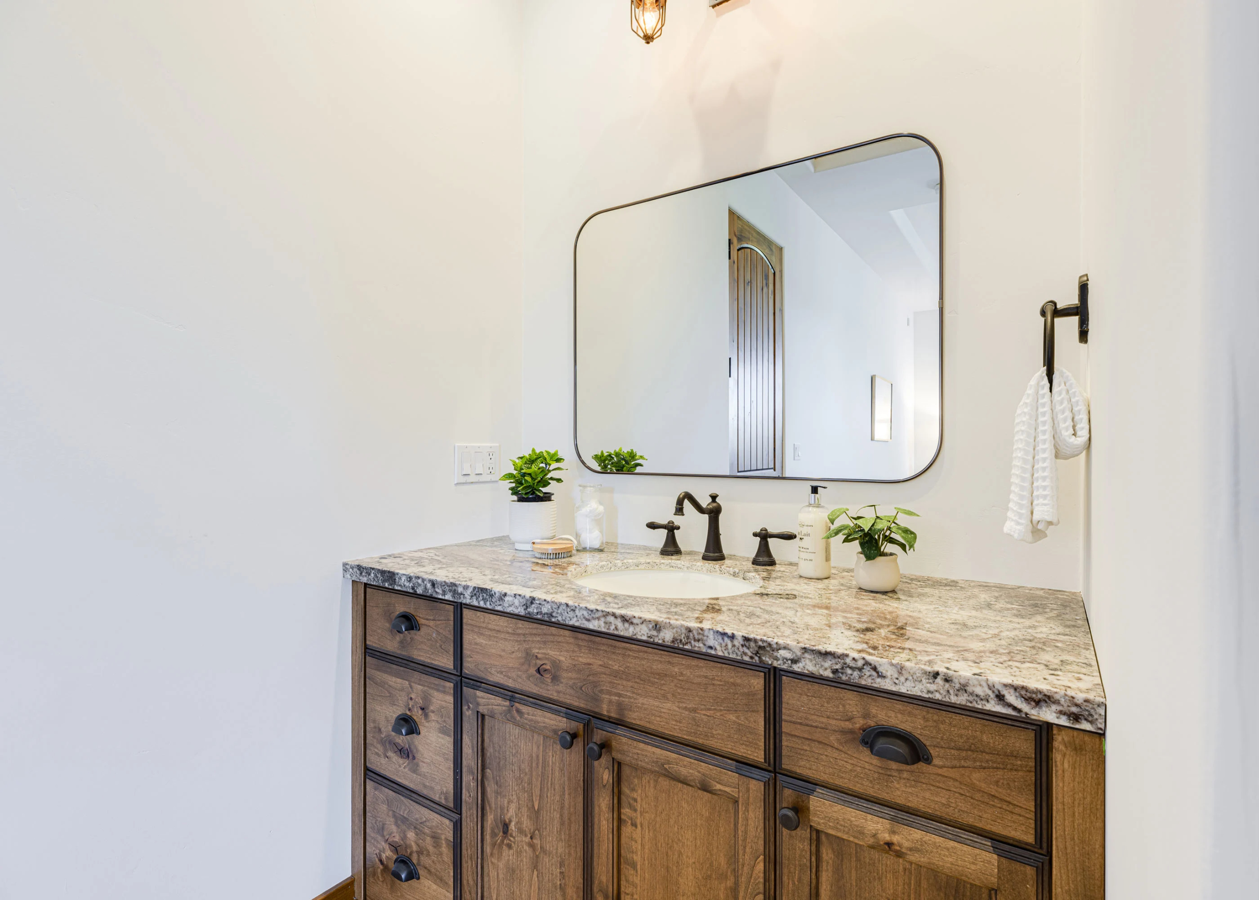 21001 Broadway | Sonoma, California | Luxury Real Estate | Concierge Auctions