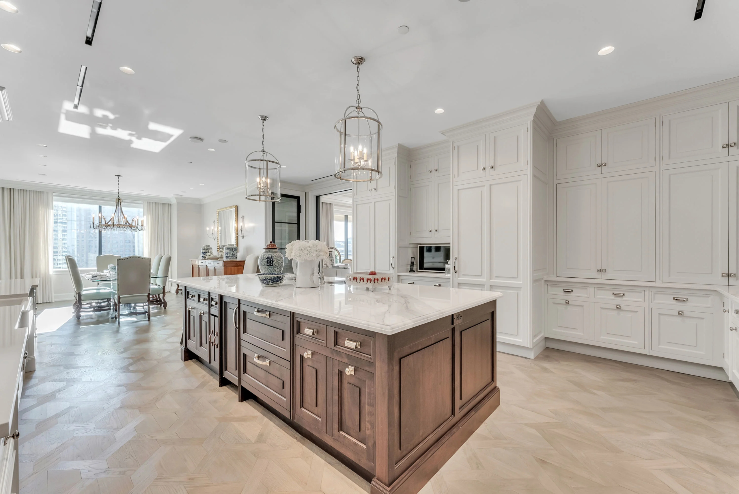 2300 Wolf Street #8BC, Dallas, TX | Luxury Real Estate | Concierge Auctions