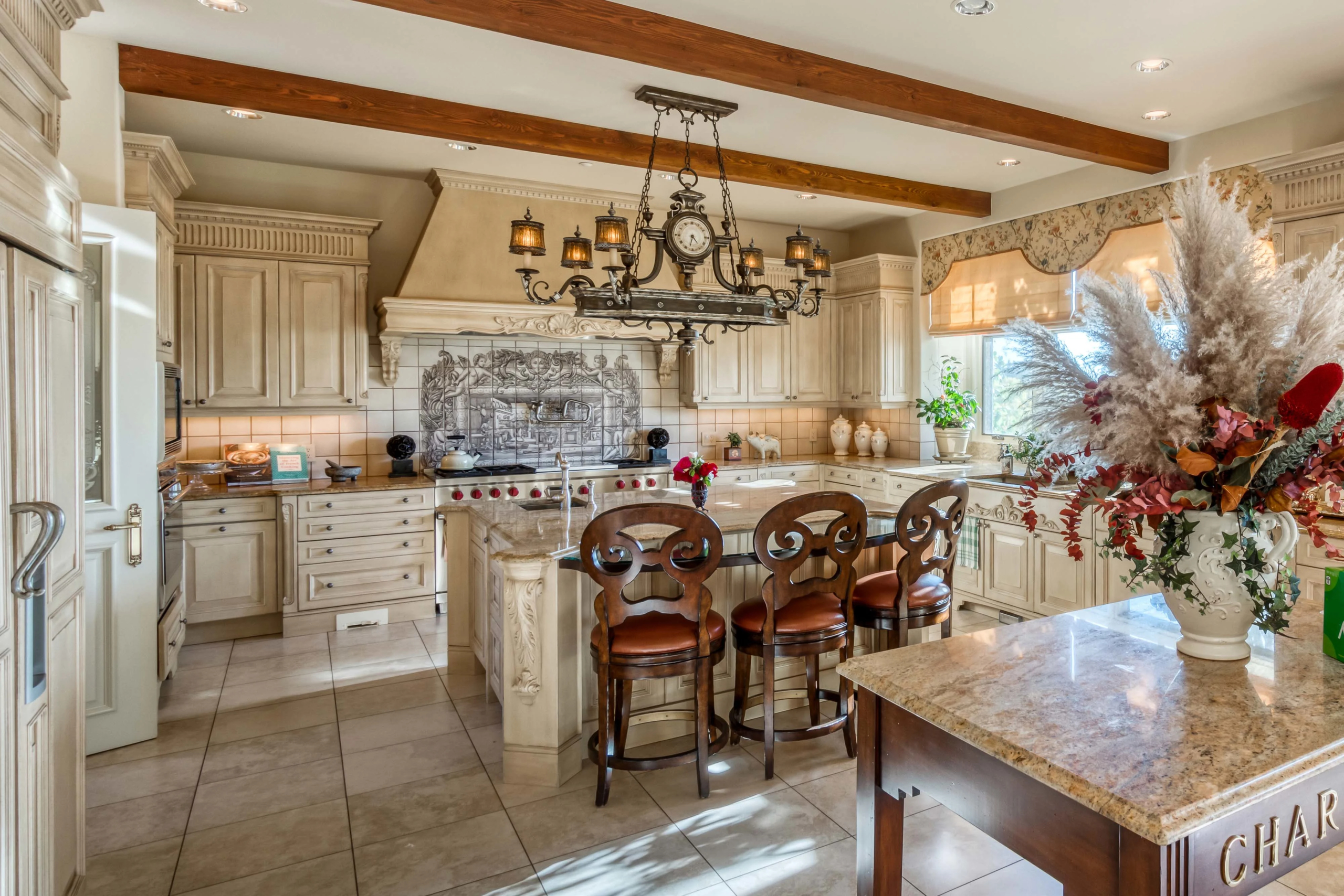 25130 Escarpment Ridge View | Calgary, AB, Canada | Luxury Real Estate