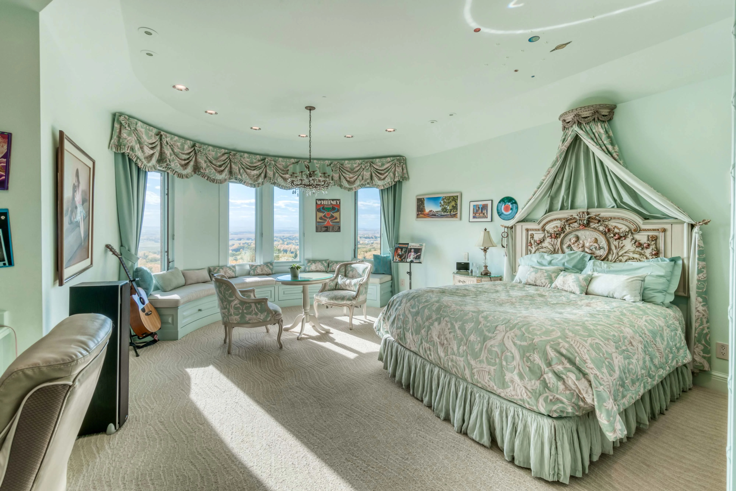 25130 Escarpment Ridge View | Calgary, AB, Canada | Luxury Real Estate