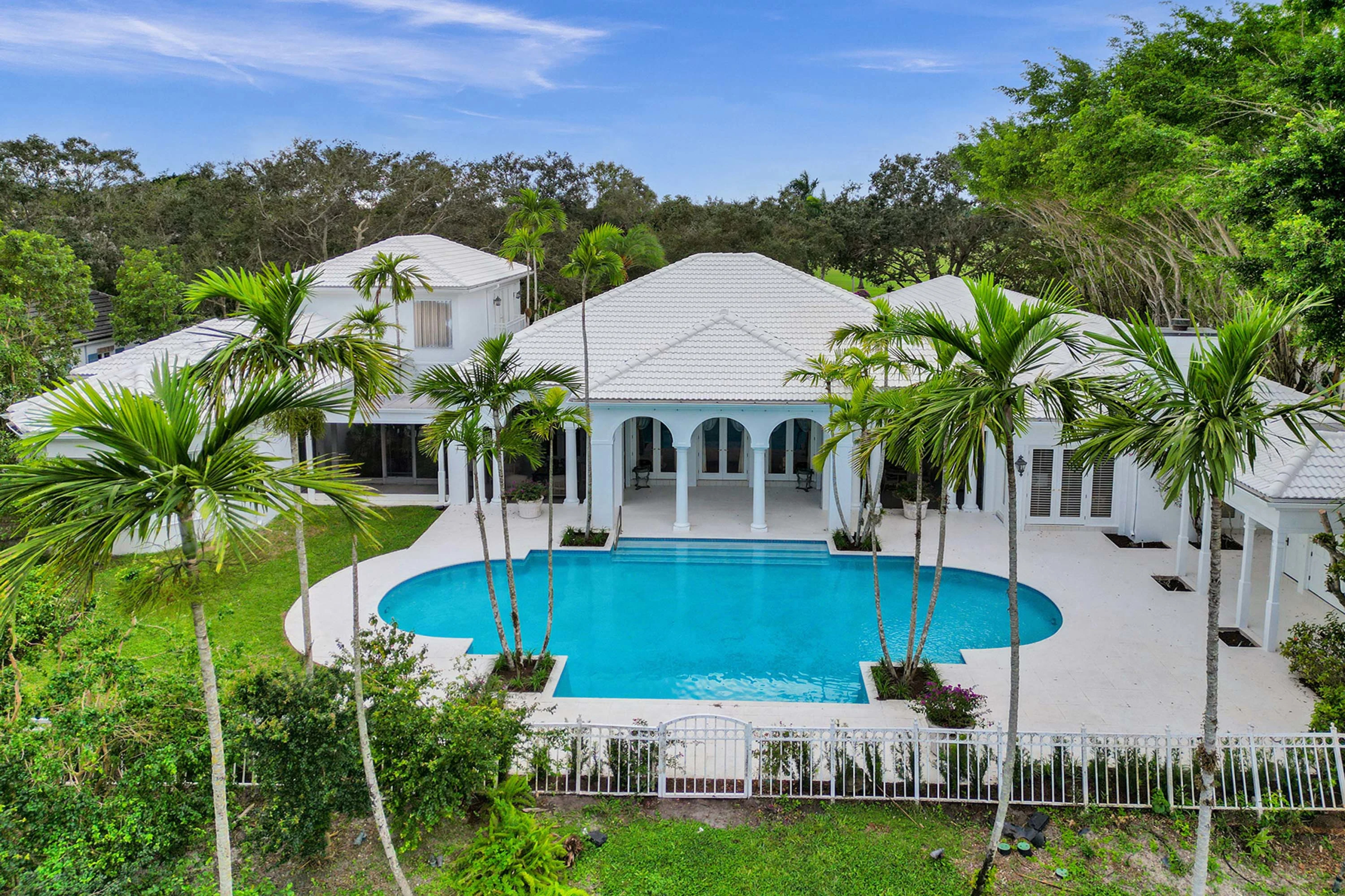 2828 Hurlingham Drive, Wellington, Florida | Luxury Real Estate | Concierge Auctions