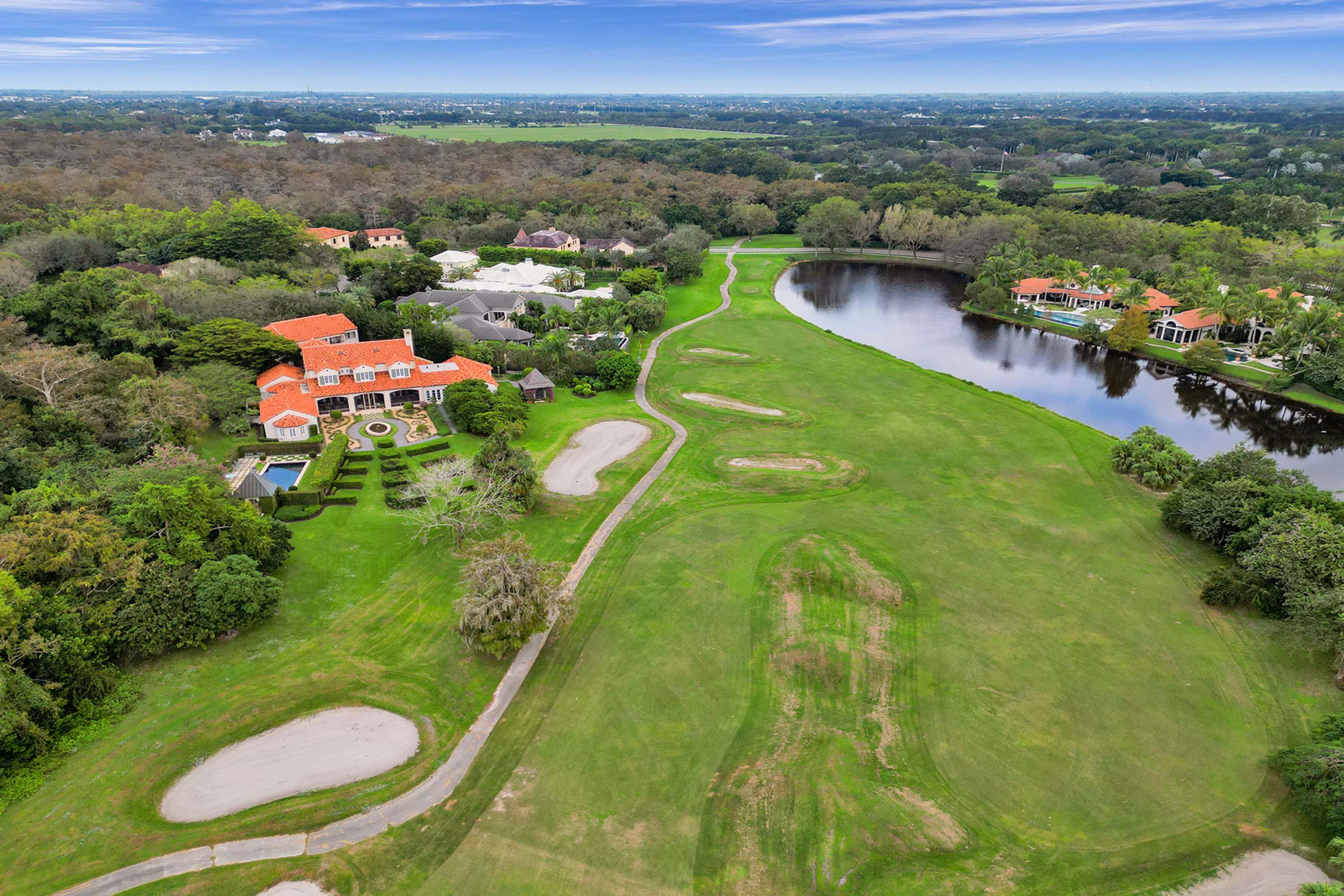 2828 Hurlingham Drive, Wellington, Florida | Luxury Real Estate | Concierge Auctions