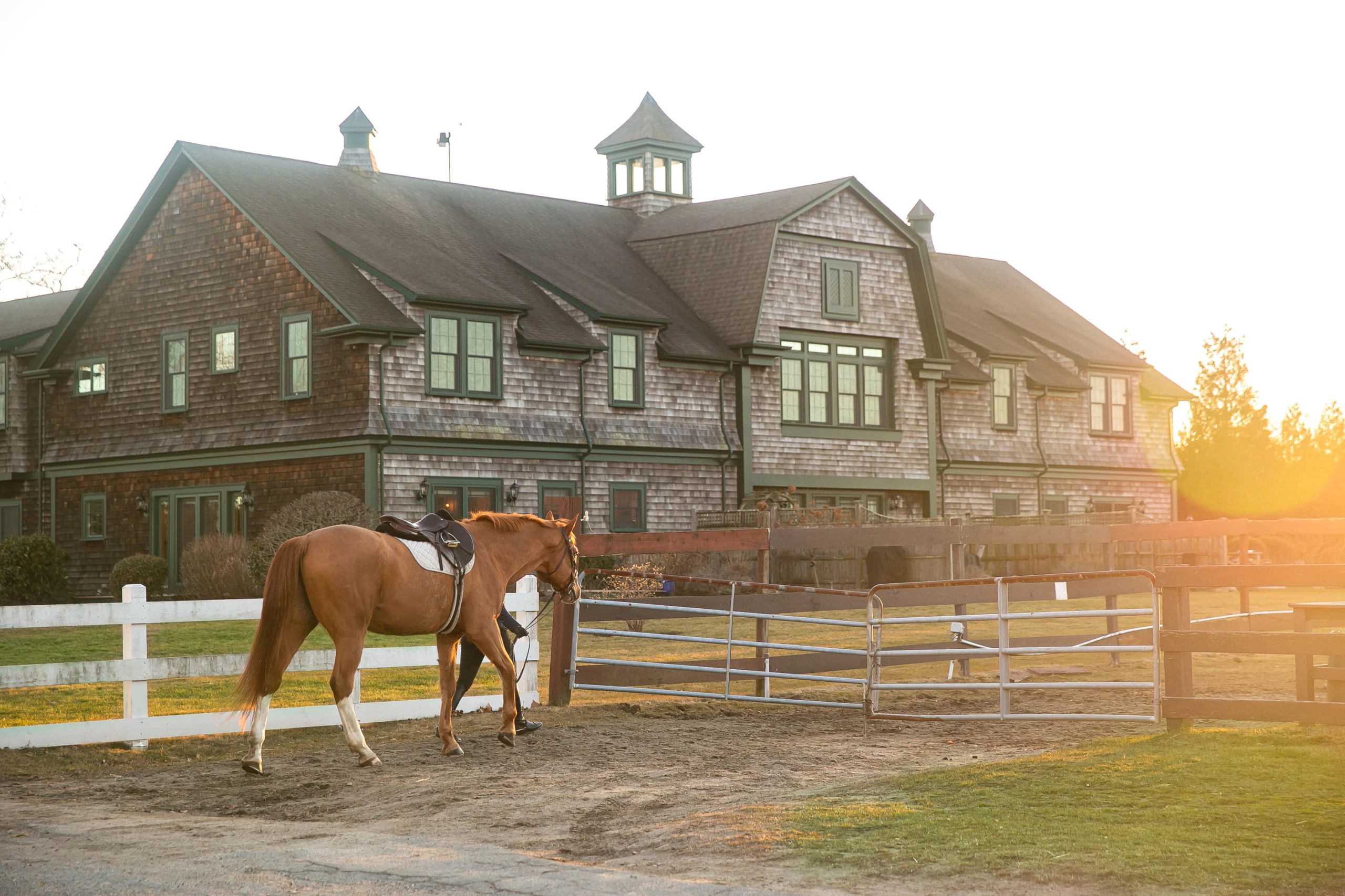 Sandy Point Farm | Portsmouth, RI | Luxury Real Estate | Concierge Auctions