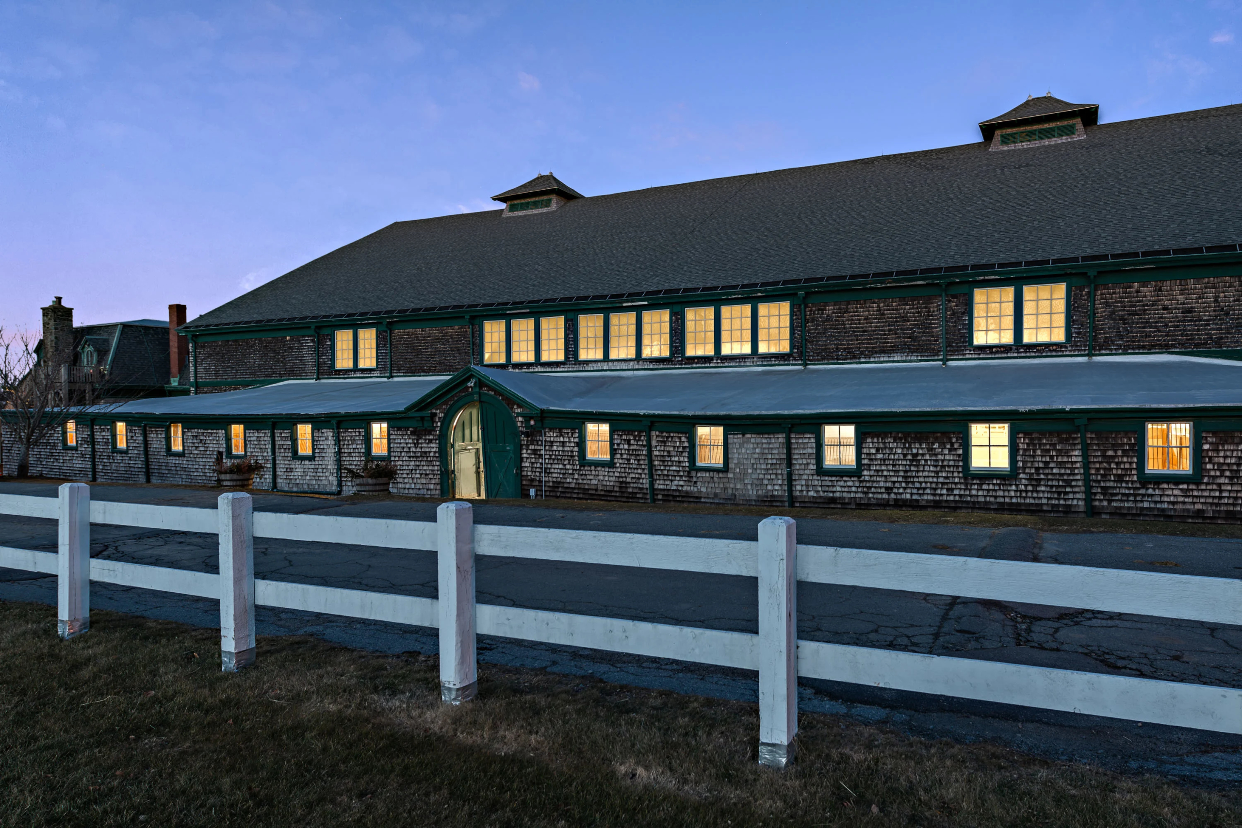 Sandy Point Farm | Portsmouth, RI | Luxury Real Estate | Concierge Auctions